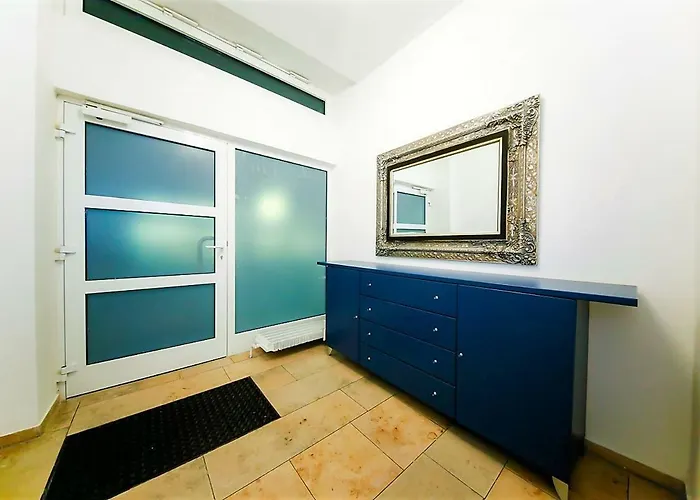 Apartment Connie's House *